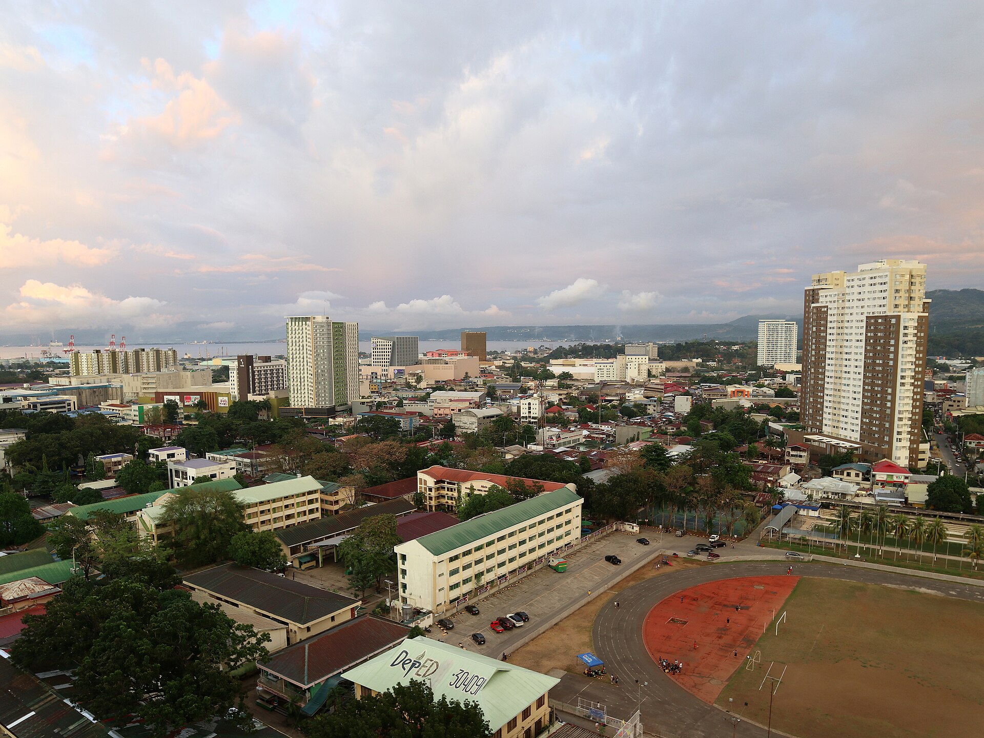 Cagayan de Oro / Laguindingan (CDO) — OFW corridor airport to Saudi, UAE, Qatar, Kuwait, photo via Wikimedia Commons (Wikipedia summary)