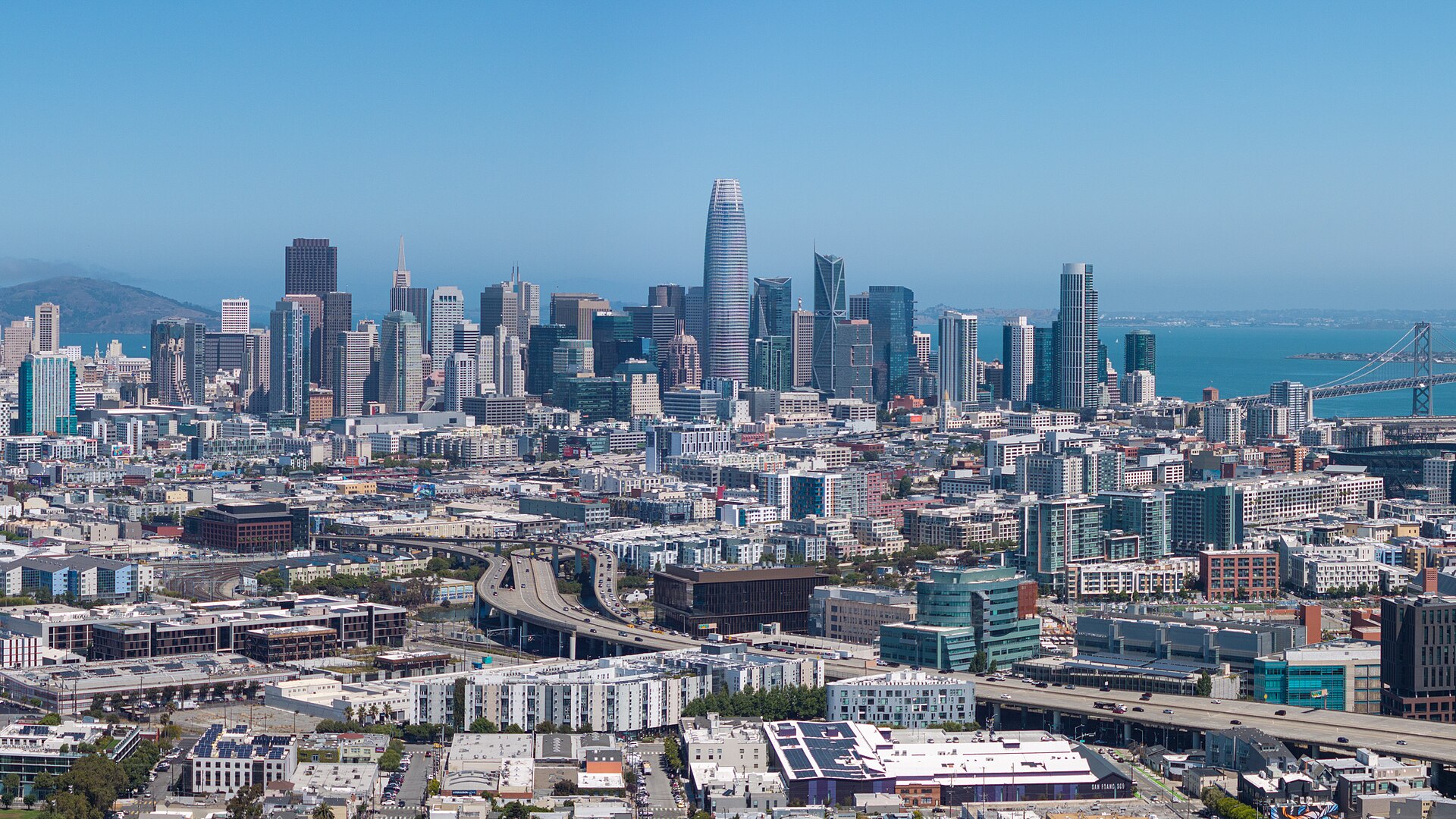 San Francisco (SFO) — balikbayan return airport from USA, Canada, Australia, photo via Wikimedia Commons (Wikipedia summary image)