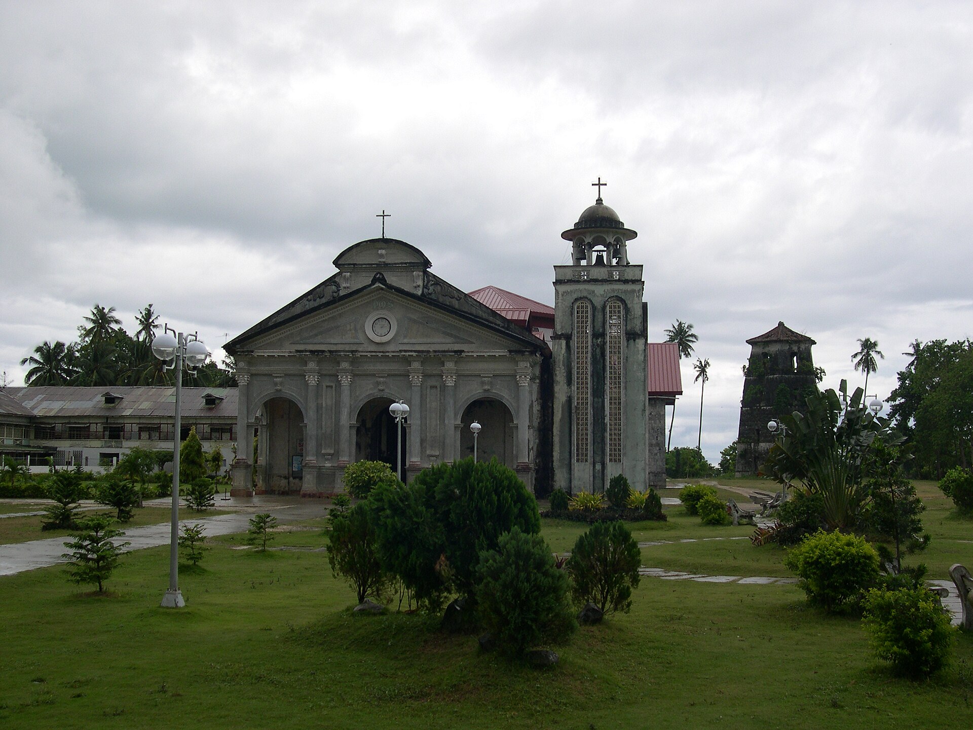 Panglao, Bohol (TAG) — Filipino leisure outbound airport, photo via Wikimedia Commons (Wikipedia summary)